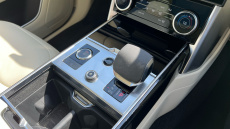 Land Rover Range Rover 3.0 D300 SE 4dr Auto Diesel Estate